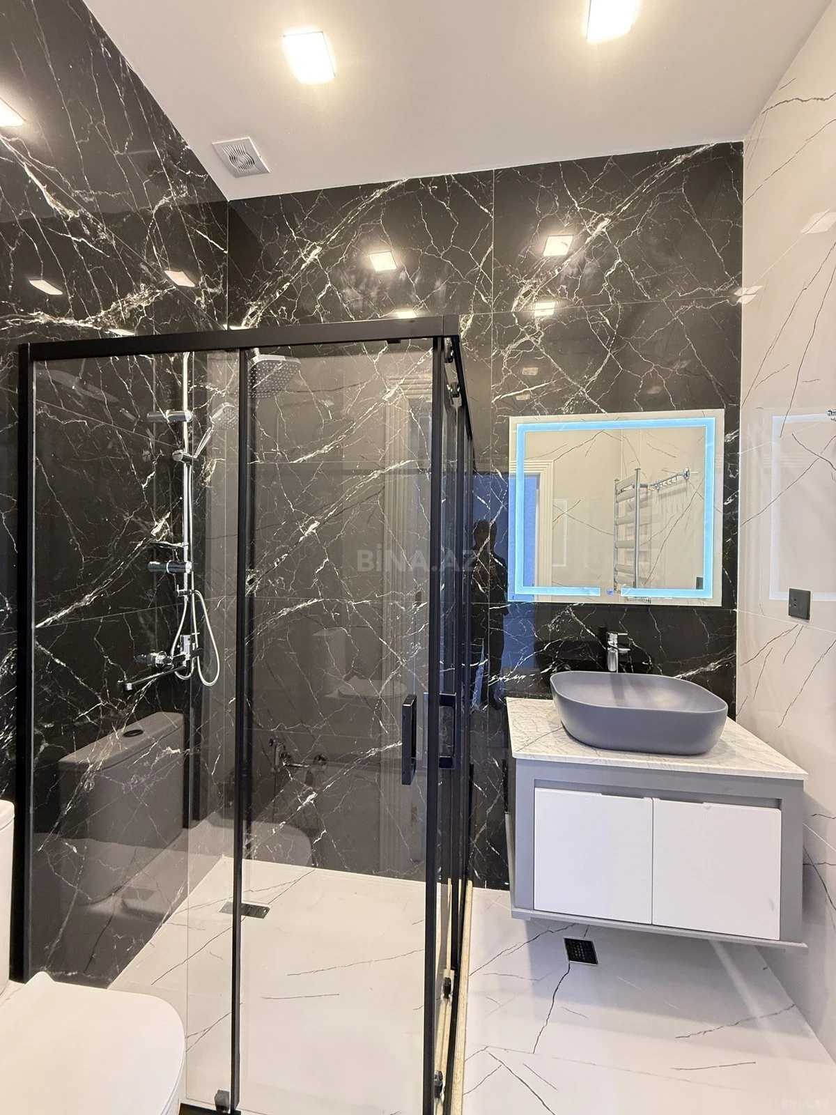 Satılır 4 otaqlı həyət evi 160 m²