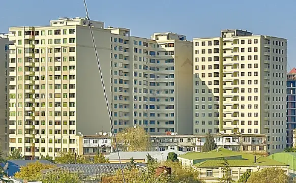 Satılır 3 otaqlı mənzil 65 m²