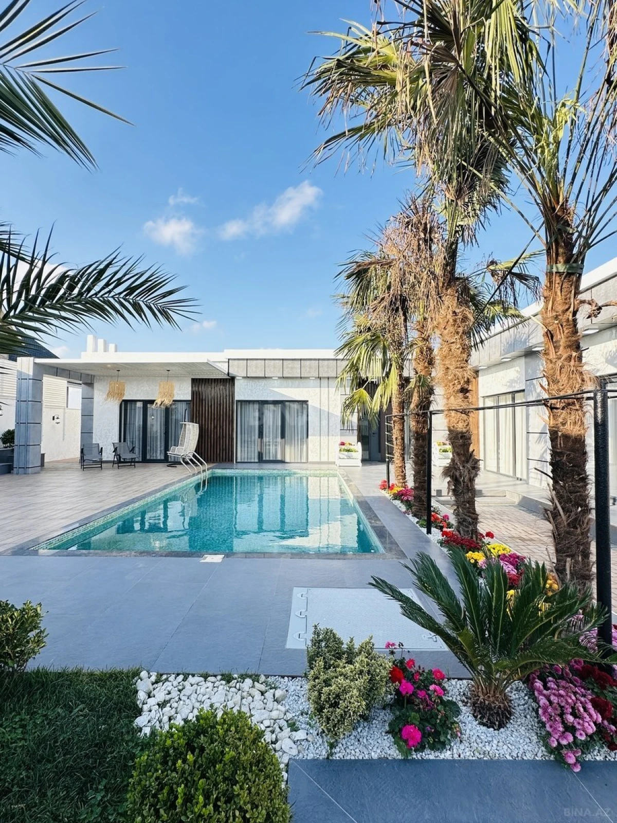 Satılır 5 otaqlı həyət evi 220 m²