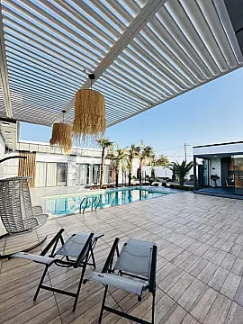 Satılır 5 otaqlı həyət evi 220 m²