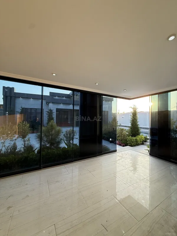 Satılır 5 otaqlı həyət evi 220 m²