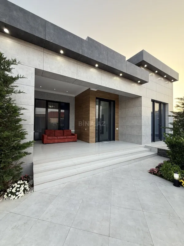 Satılır 5 otaqlı həyət evi 220 m²