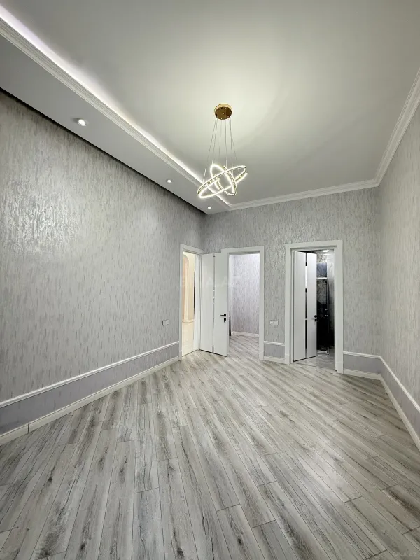 Satılır 5 otaqlı həyət evi 220 m²