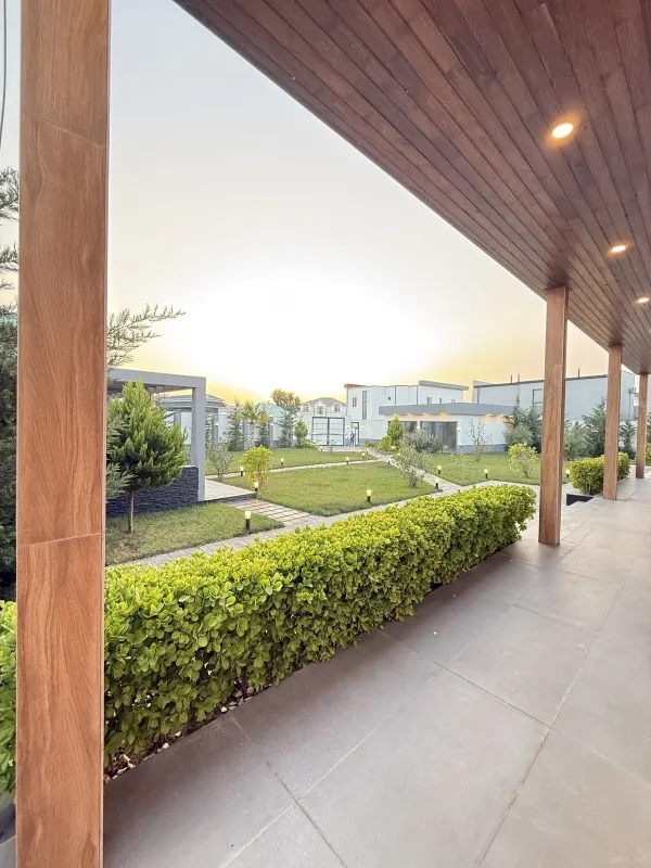 Satılır 6 otaqlı həyət evi 450 m²
