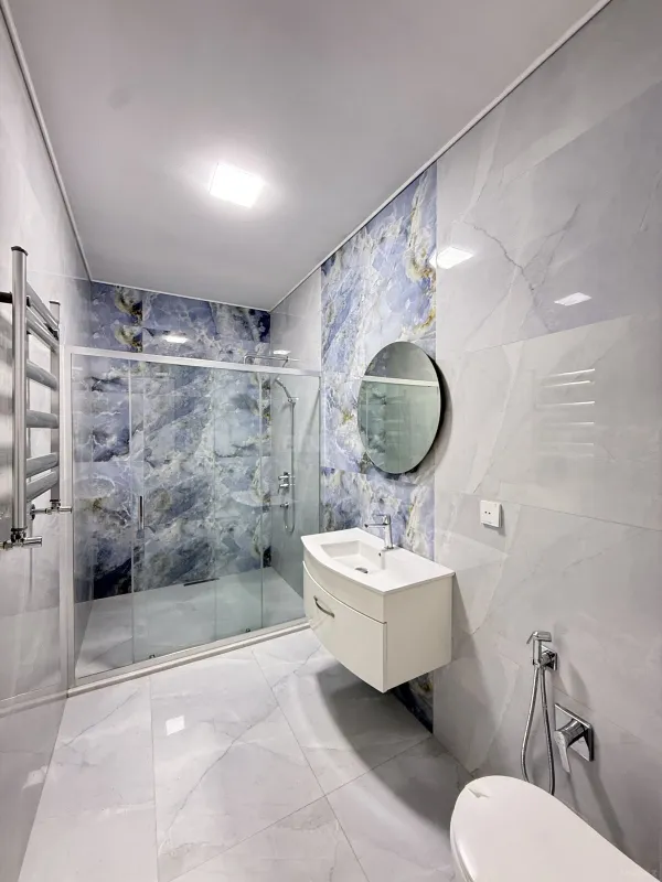 Satılır 6 otaqlı həyət evi 450 m²