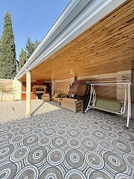 Satılır 4 otaqlı həyət evi 180 m²