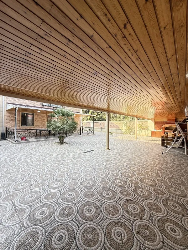 Satılır 4 otaqlı həyət evi 180 m²