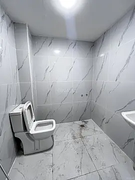 Satılır obyekt 61.8 m²