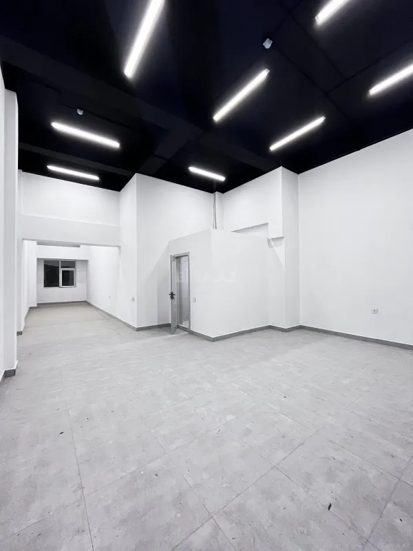 Satılır obyekt 61.8 m²