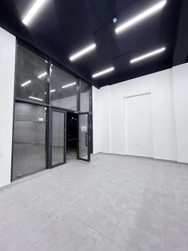 Satılır obyekt 61.8 m²