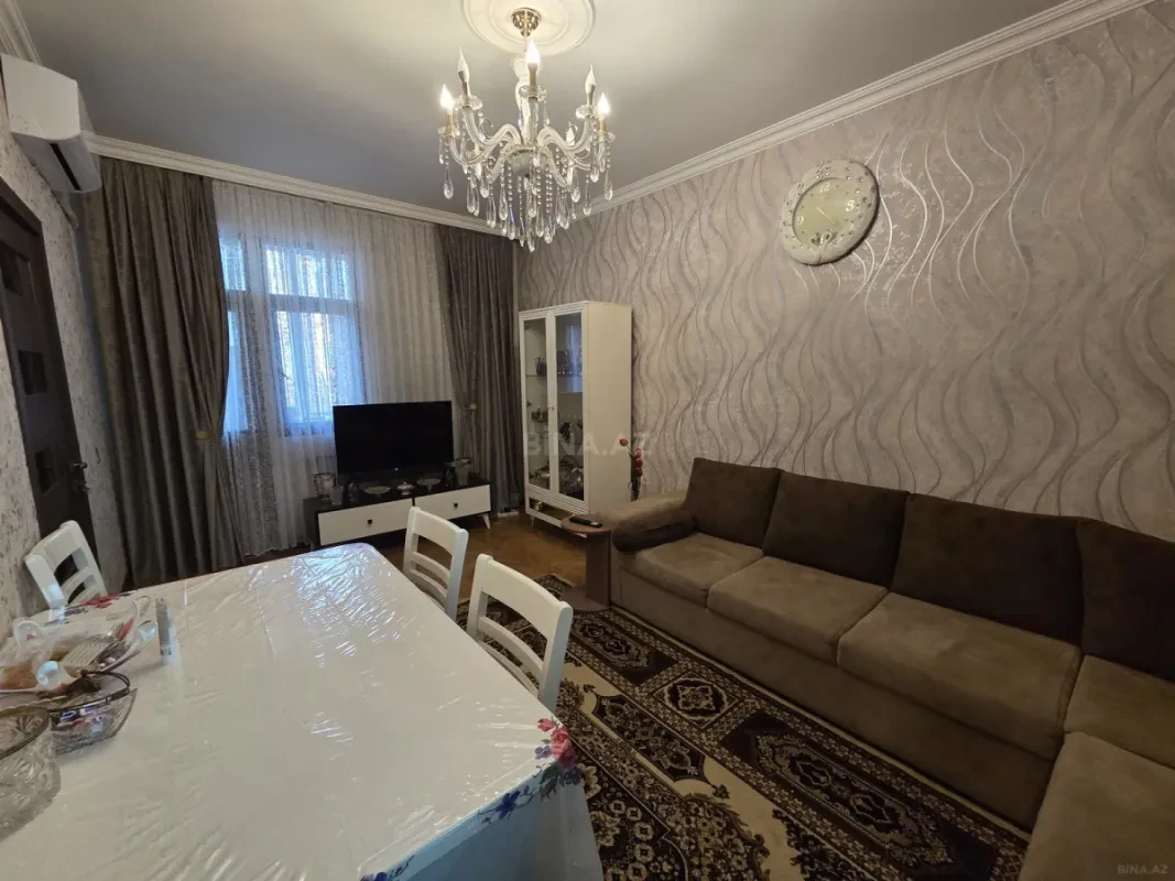 Satılır 3 otaqlı mənzil 50 m²