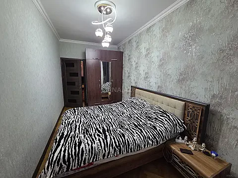Satılır 3 otaqlı mənzil 50 m²
