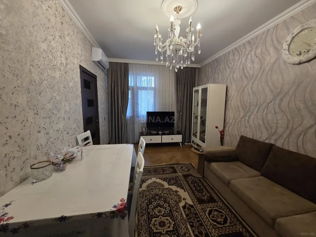 Satılır 3 otaqlı mənzil 50 m²