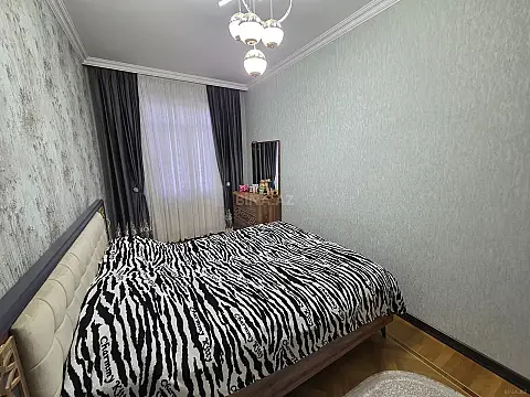 Satılır 3 otaqlı mənzil 50 m²
