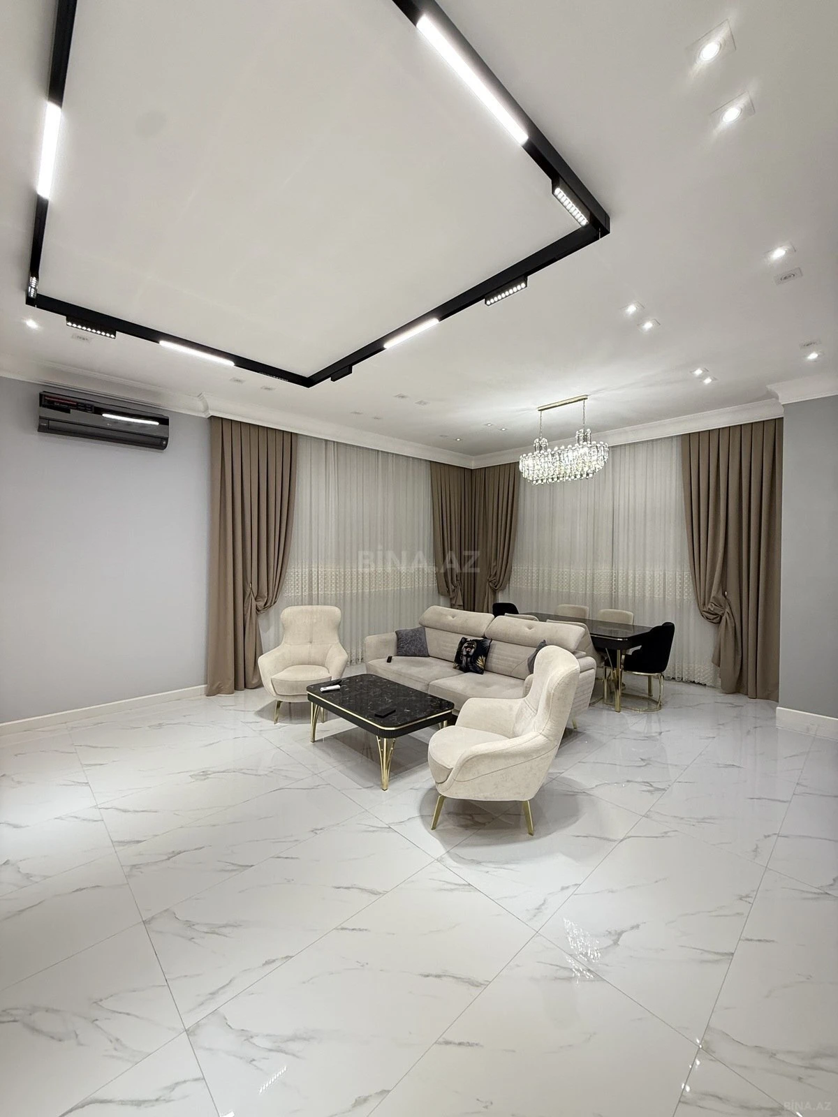 Satılır 5 otaqlı həyət evi 430 m²