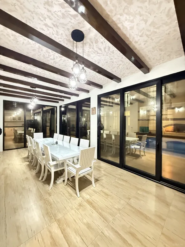 Satılır 5 otaqlı həyət evi 430 m²