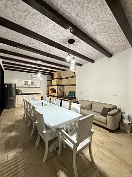 Satılır 5 otaqlı həyət evi 430 m²