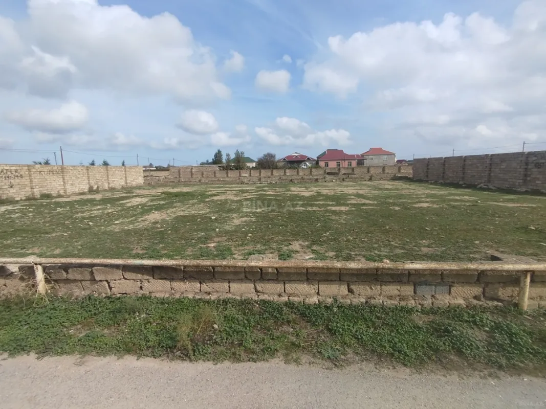 Satılır torpaq sahəsi 10 m²