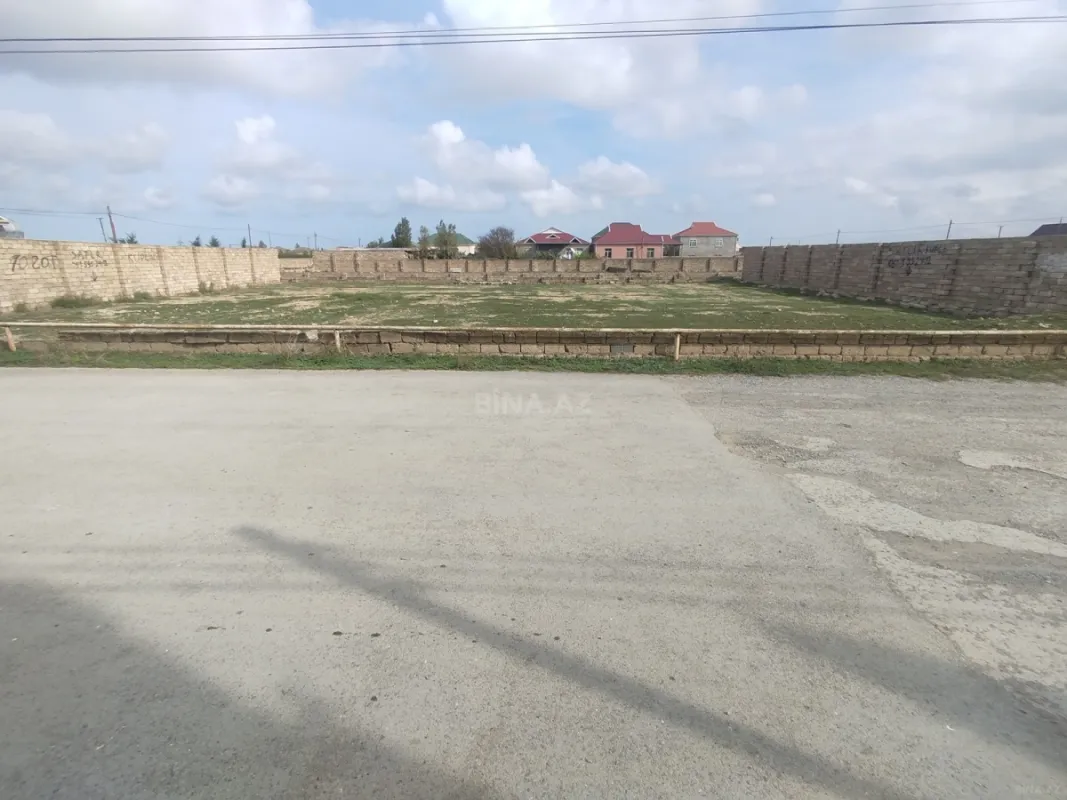 Satılır torpaq sahəsi 10 m²