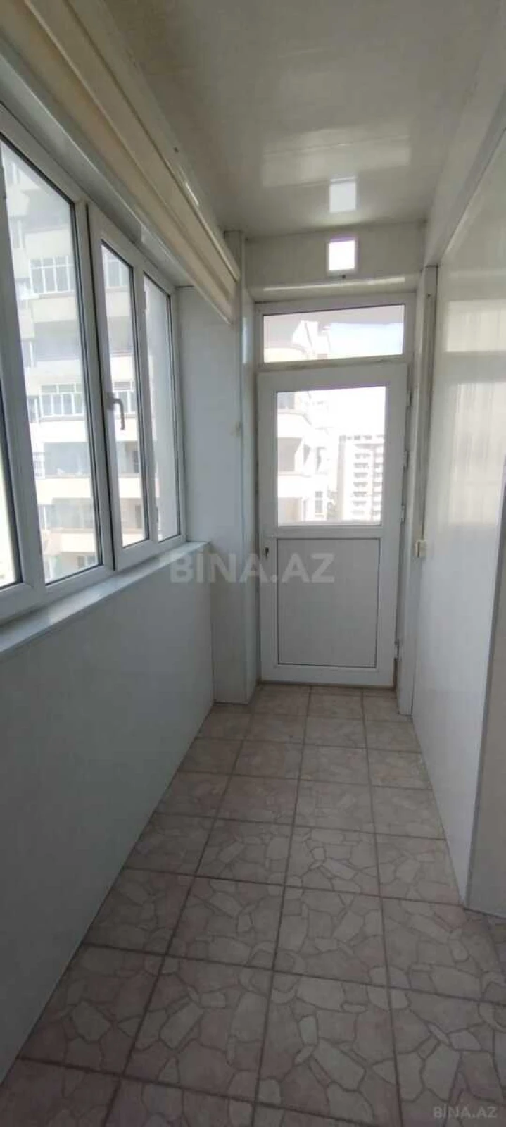 Satılır 2 otaqlı mənzil 75 m²