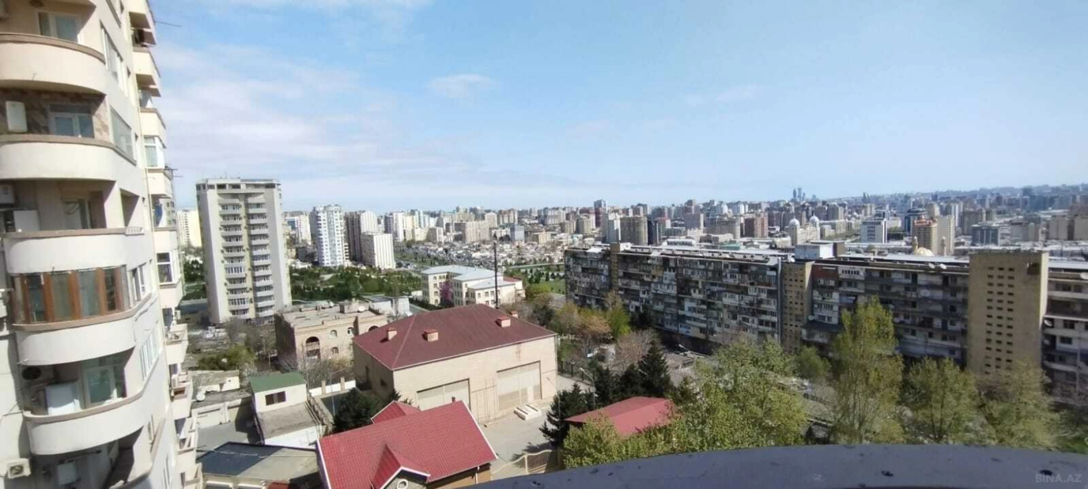 Satılır 2 otaqlı mənzil 75 m²