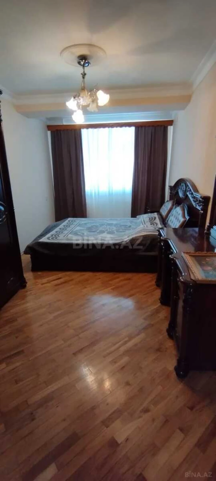 Satılır 2 otaqlı mənzil 75 m²