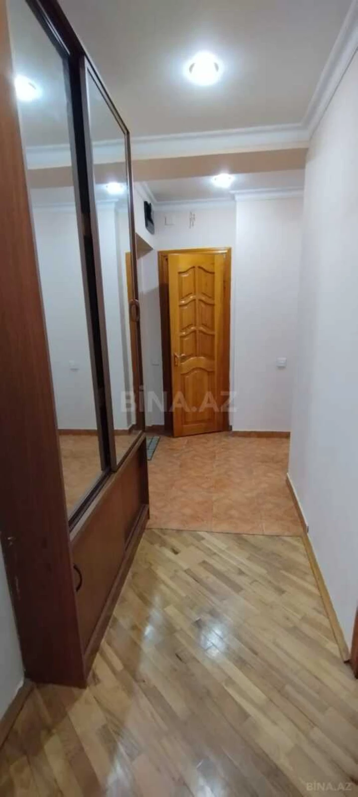 Satılır 2 otaqlı mənzil 75 m²