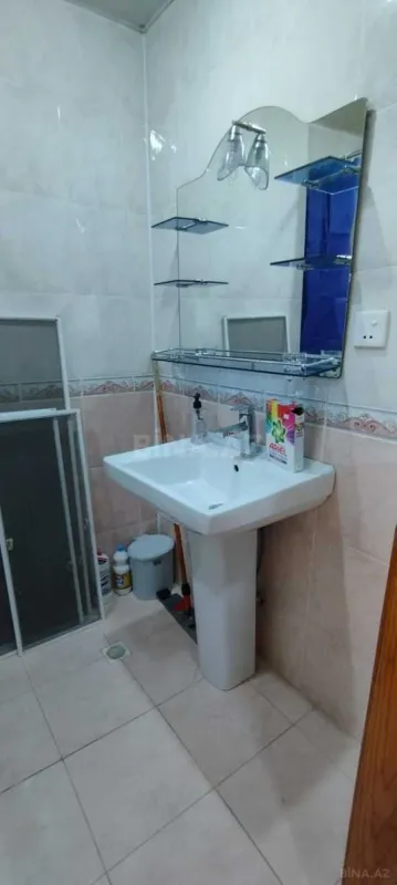 Satılır 2 otaqlı mənzil 75 m²