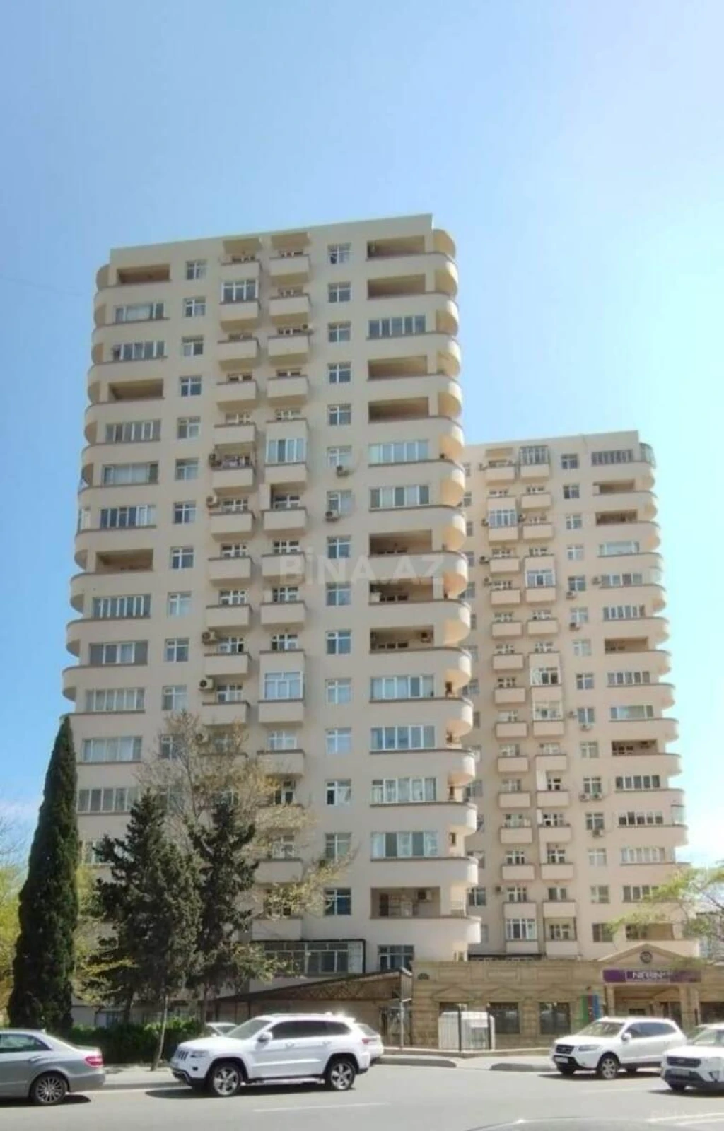 Satılır 2 otaqlı mənzil 75 m²