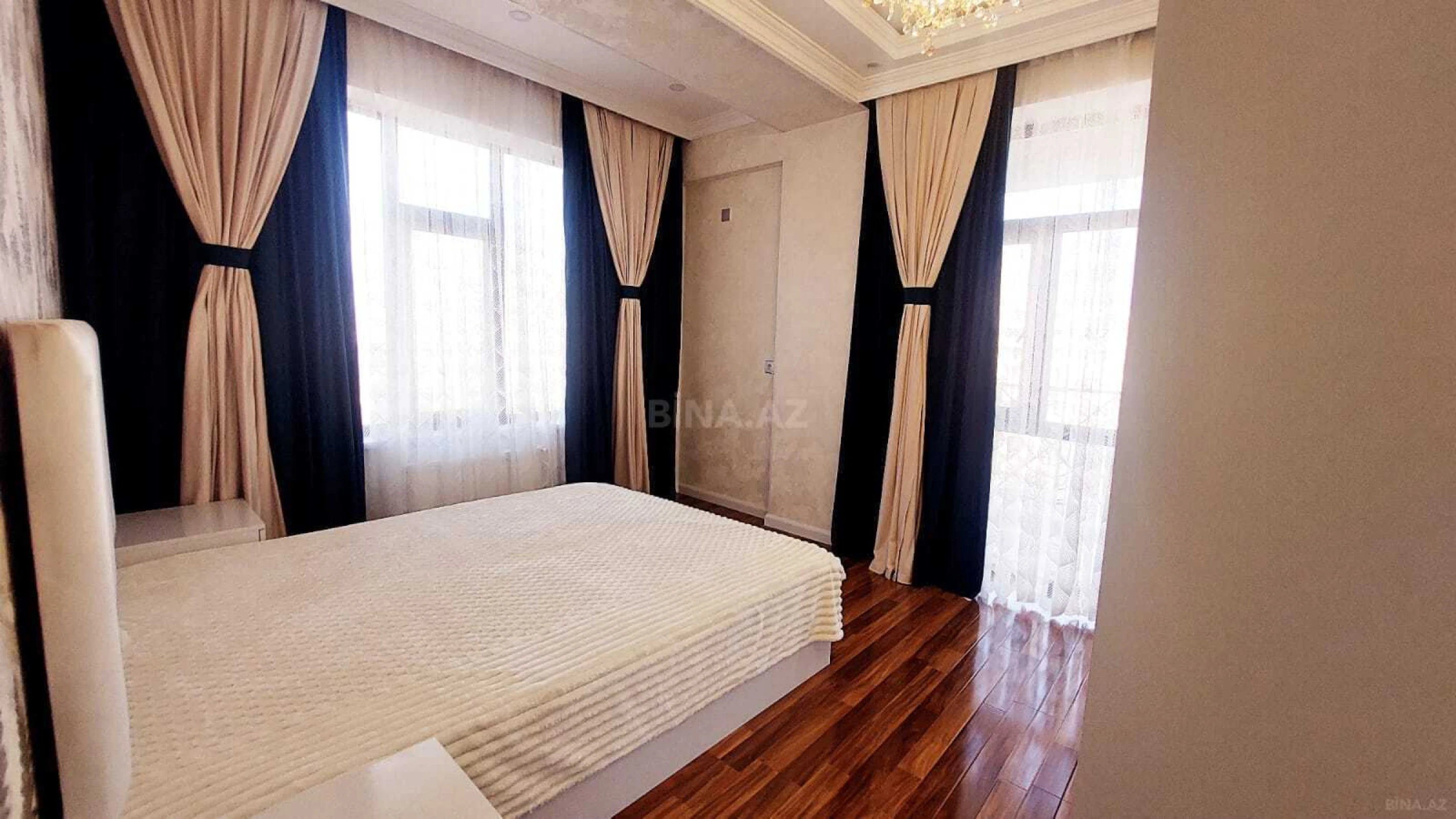 Satılır 3 otaqlı mənzil 85 m²