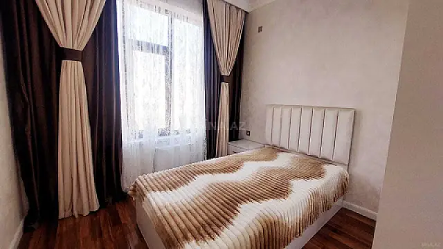 Satılır 3 otaqlı mənzil 85 m²