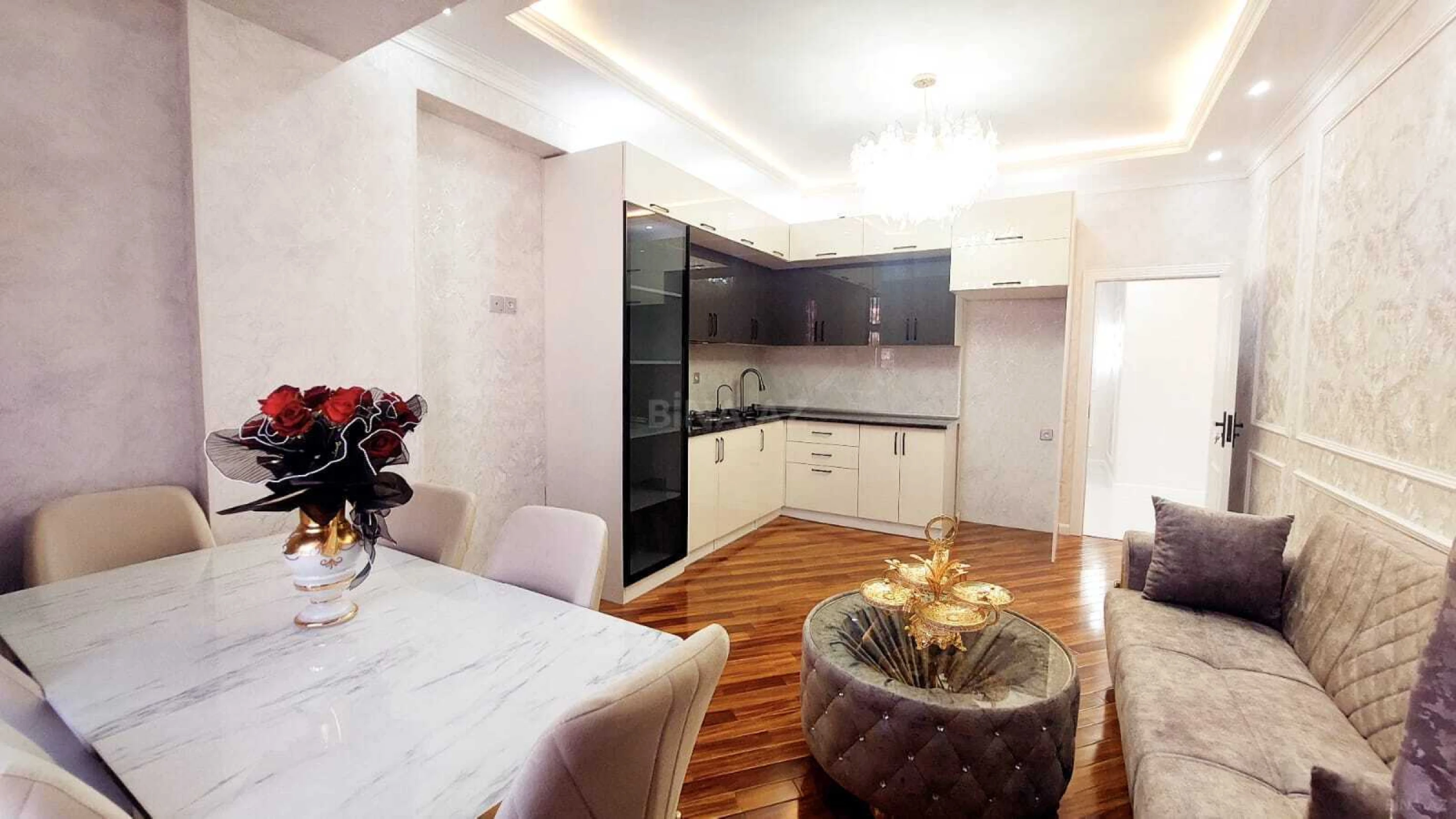 Satılır 3 otaqlı mənzil 85 m²