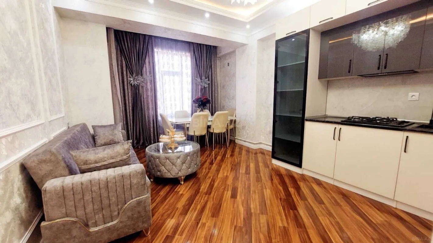 Satılır 3 otaqlı mənzil 85 m²