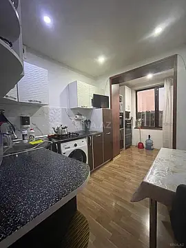 Satılır 3 otaqlı mənzil 100 m²
