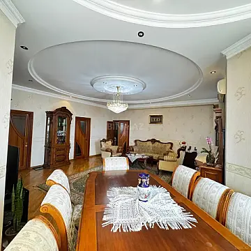 Satılır 3 otaqlı mənzil 130 m² — Bakı, Nərimanov 3 otaq 130.00 m²