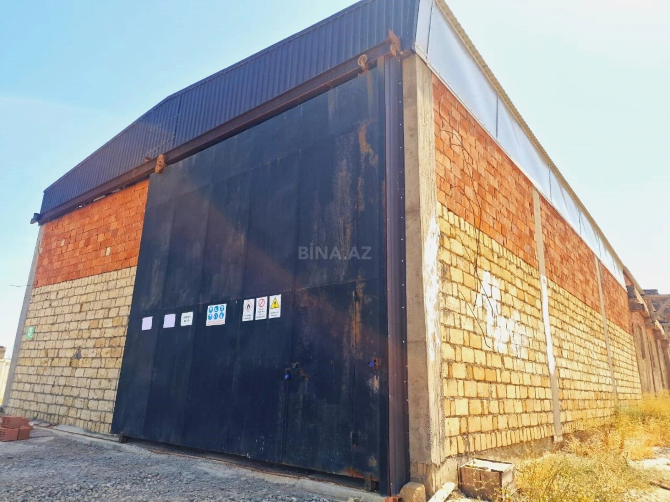 Kirayə verilir obyekt 1400 m²