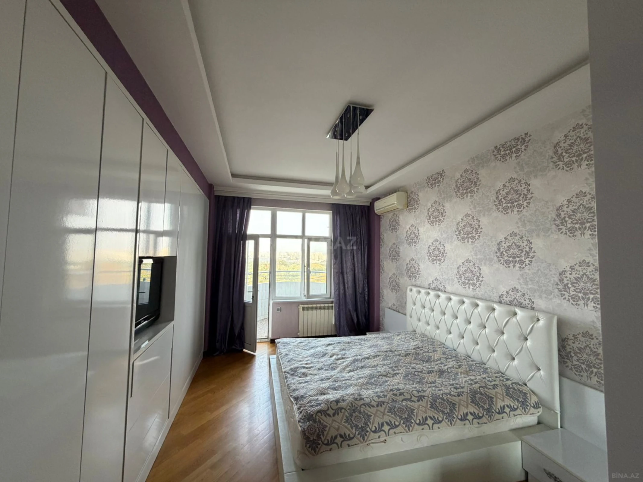 Kirayə verilir 2 otaqlı mənzil 120 m²