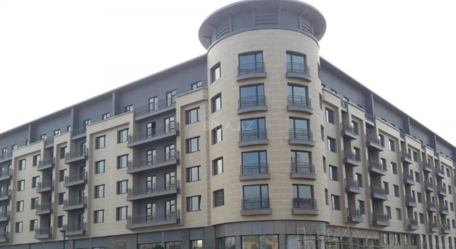 Kirayə verilir 4 otaqlı mənzil 195 m²