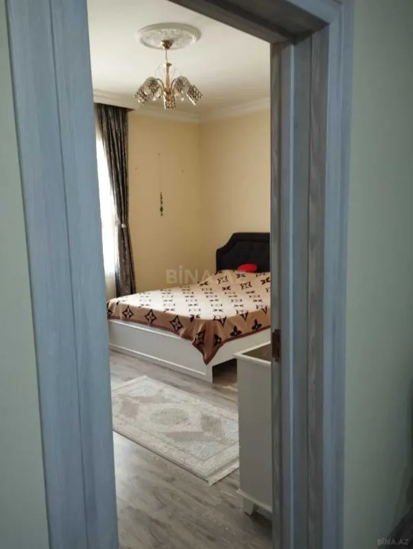 Satılır 4 otaqlı həyət evi 130 m²