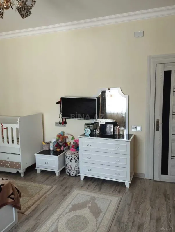 Satılır 4 otaqlı həyət evi 130 m²