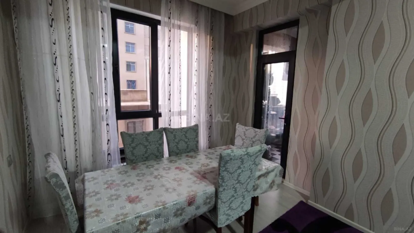 Satılır 2 otaqlı mənzil 90 m²