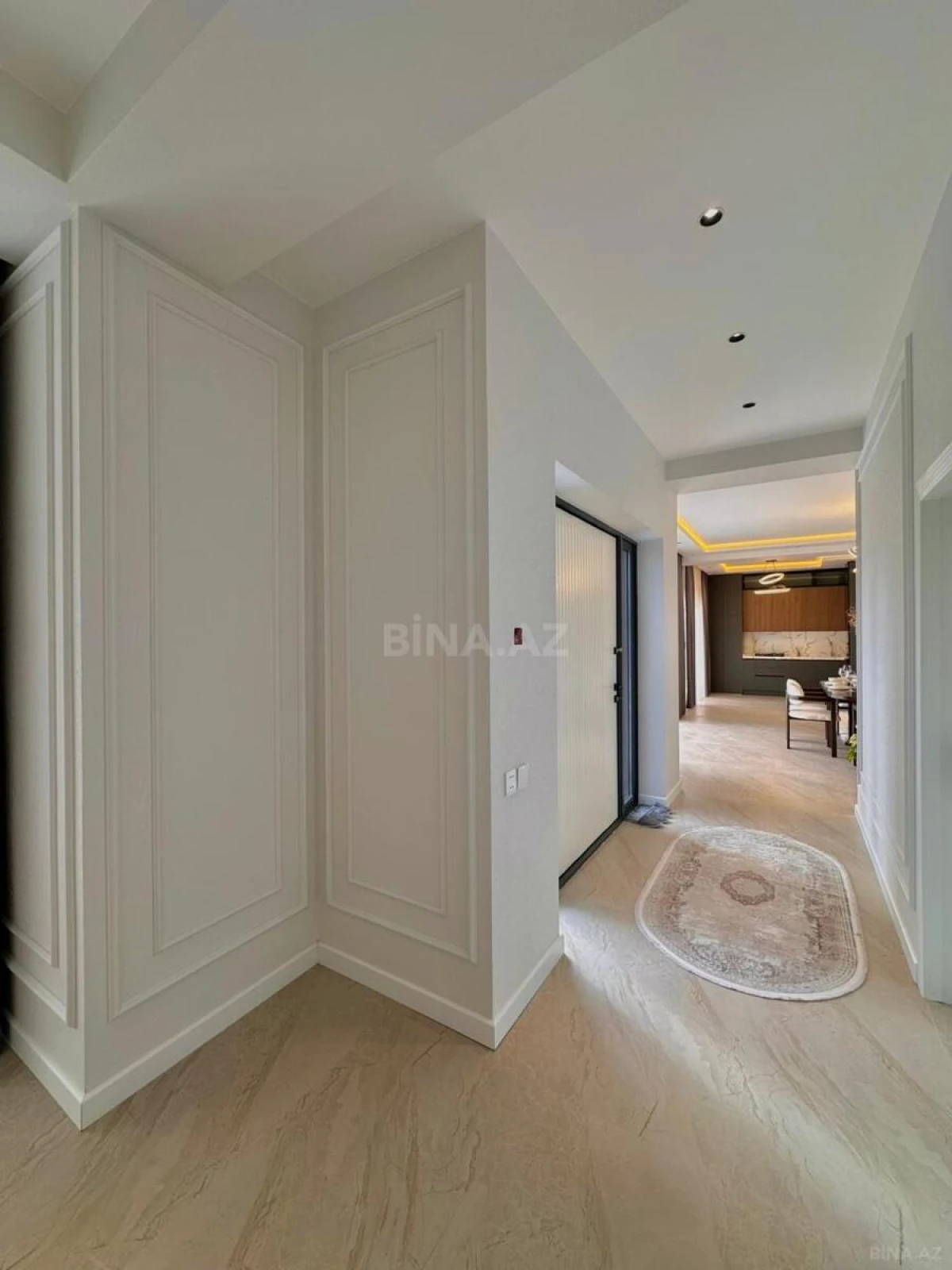 Satılır 5 otaqlı həyət evi 220 m²