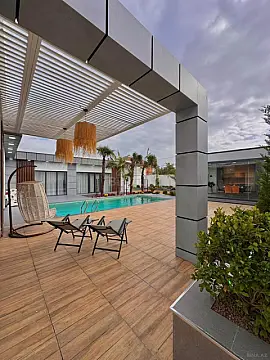 Satılır 5 otaqlı həyət evi 220 m²