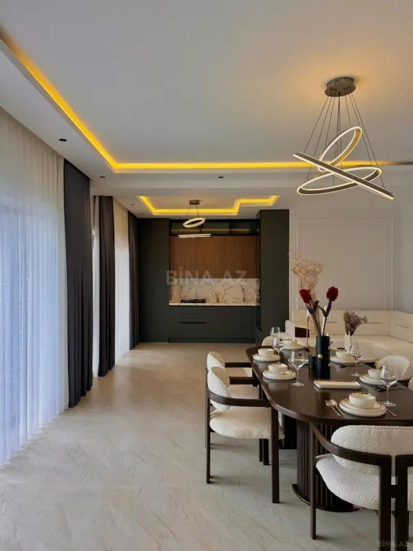 Satılır 5 otaqlı həyət evi 220 m²