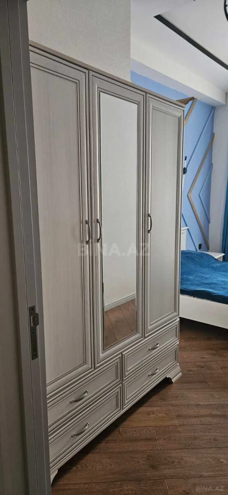 Kirayə verilir 2 otaqlı mənzil 65 m²