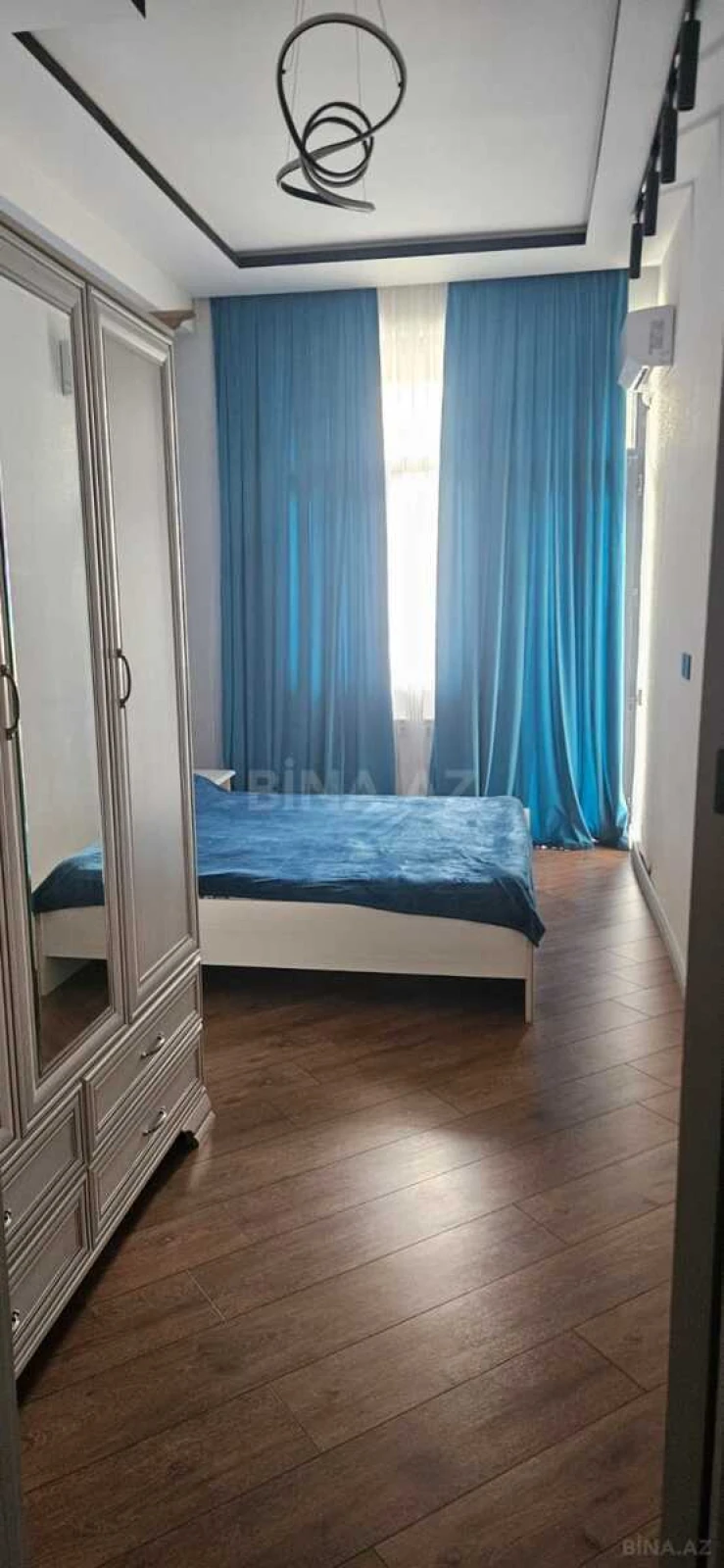 Kirayə verilir 2 otaqlı mənzil 65 m²