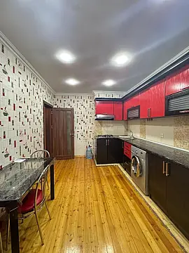 Satılır 2 otaqlı mənzil 65 m²