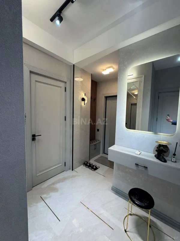 Satılır 2 otaqlı mənzil 60 m²