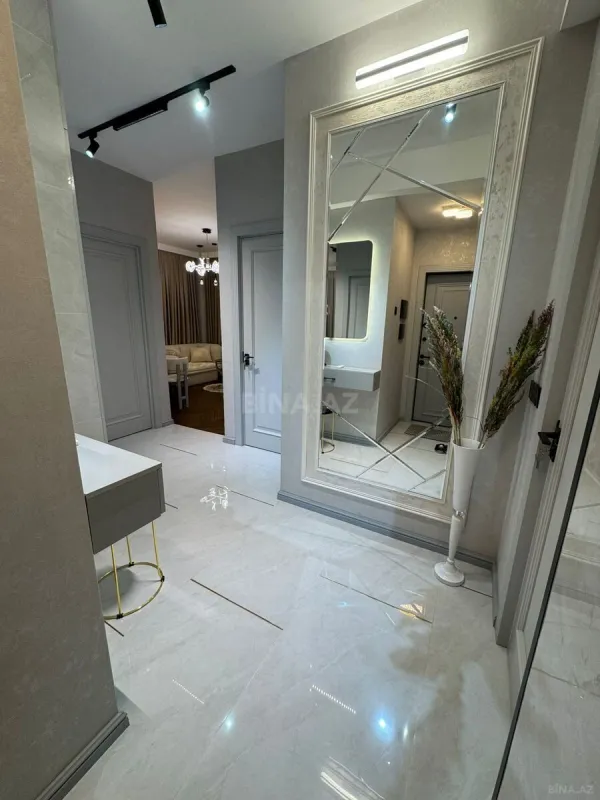 Satılır 2 otaqlı mənzil 60 m²