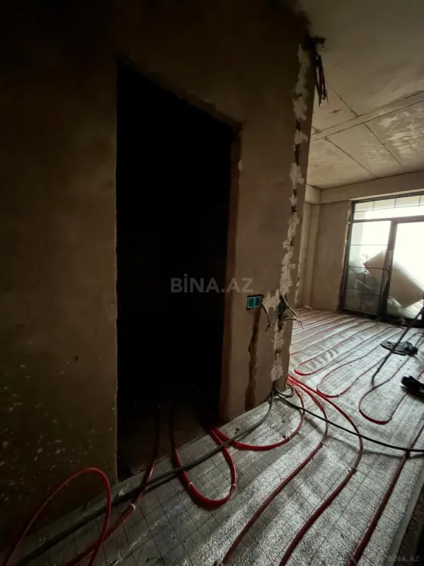 Satılır 3 otaqlı mənzil 114 m²